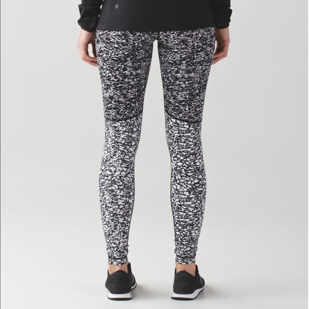 Lululemon High Rise Wunder Under Size 8 EUC